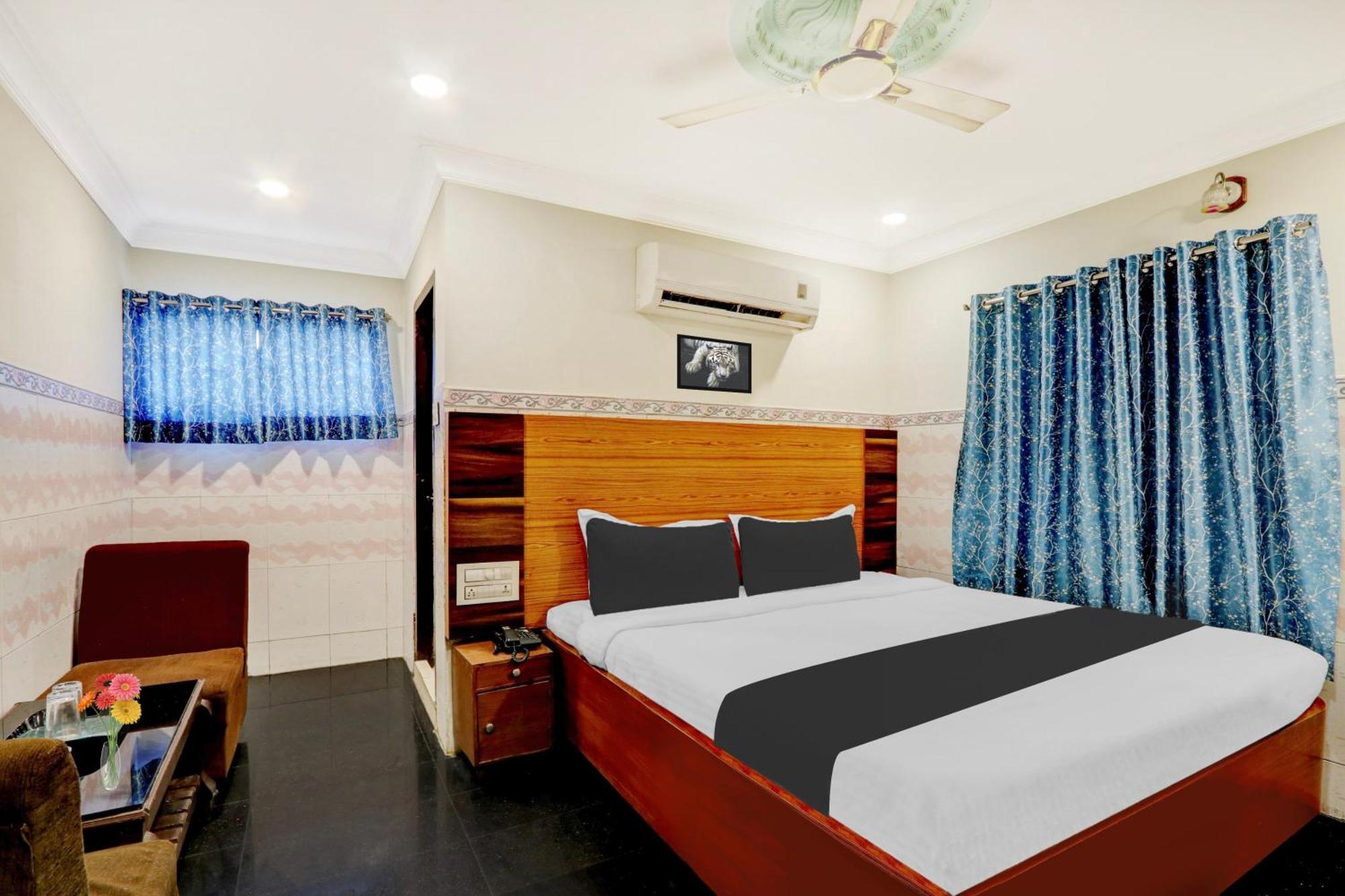 OYO 12680 Hotel Sitara Inn Vijayawada Bagian luar foto