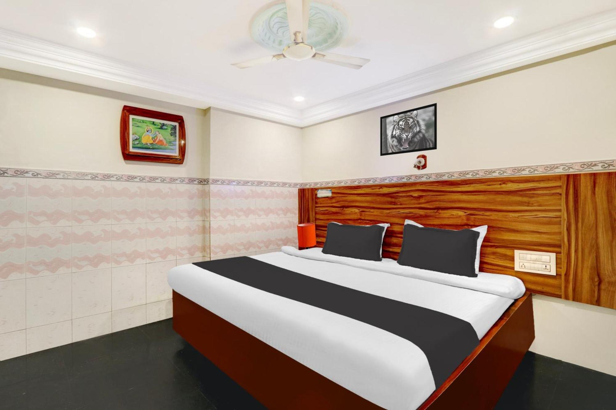OYO 12680 Hotel Sitara Inn Vijayawada Bagian luar foto