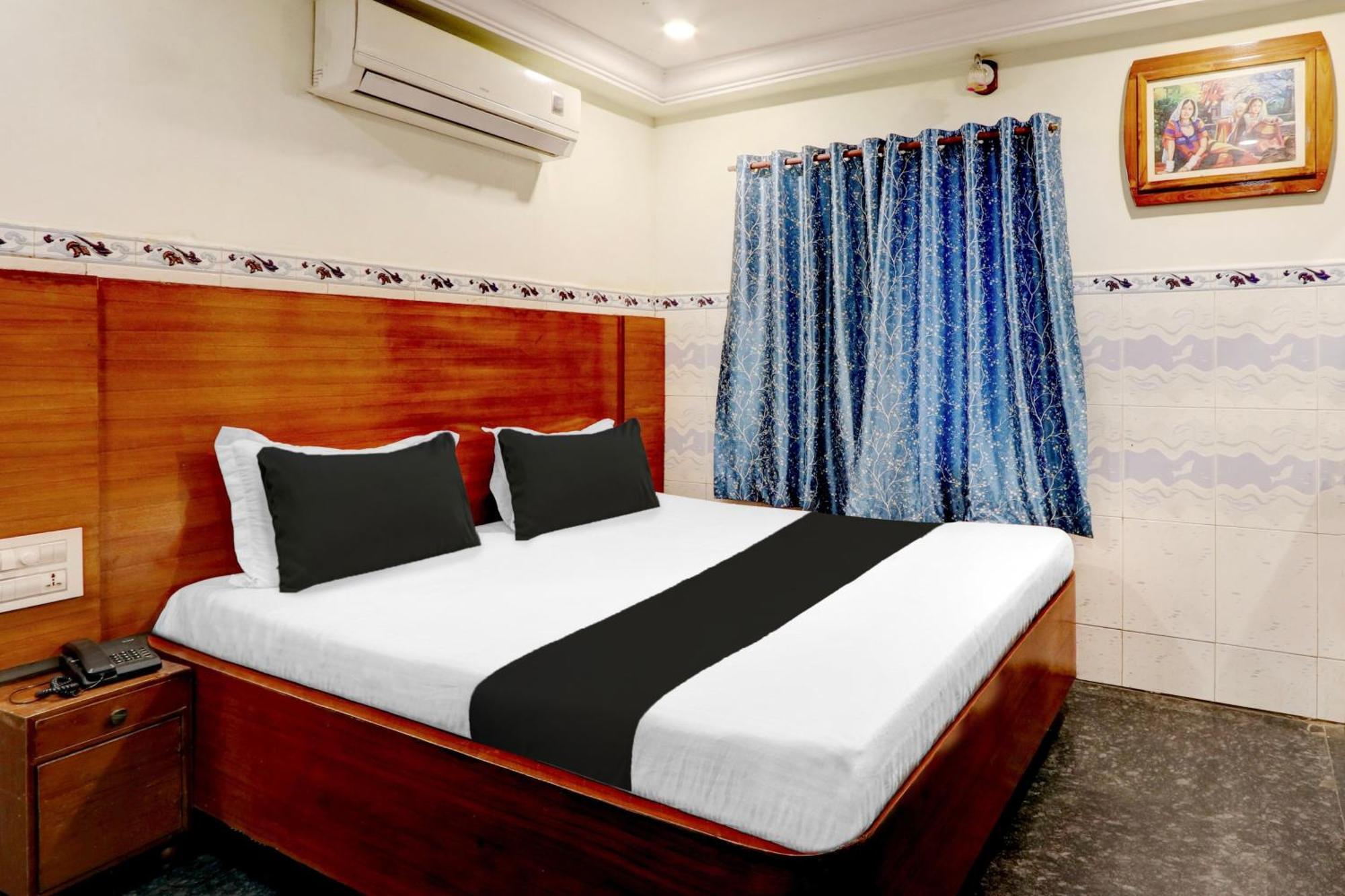 OYO 12680 Hotel Sitara Inn Vijayawada Bagian luar foto