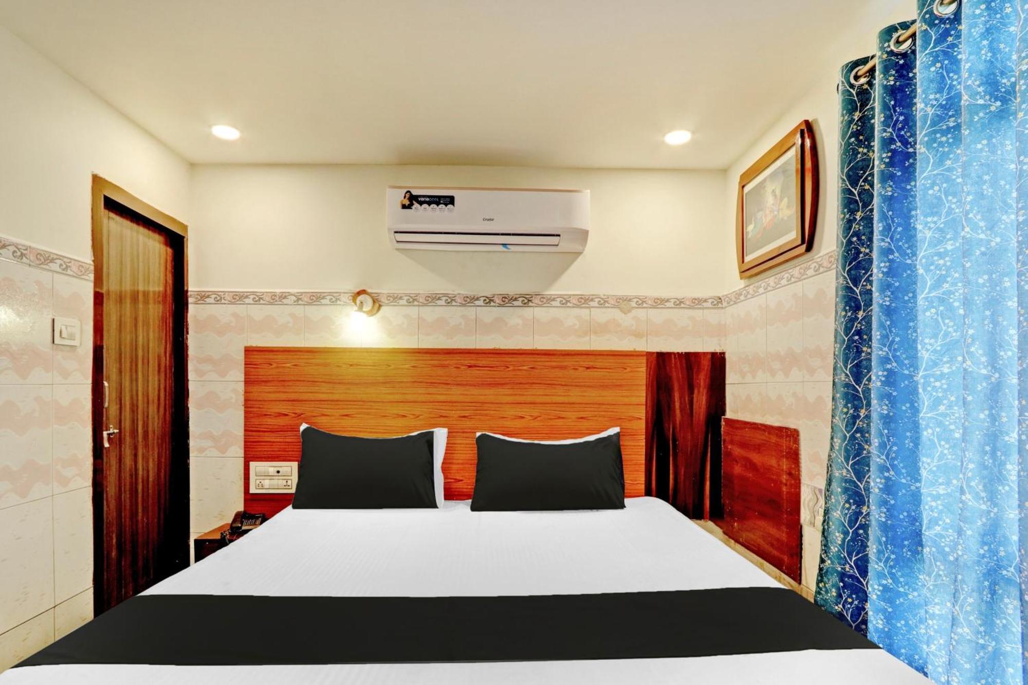 OYO 12680 Hotel Sitara Inn Vijayawada Bagian luar foto