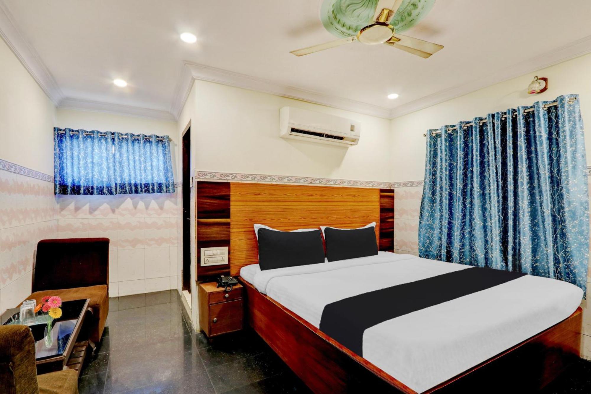OYO 12680 Hotel Sitara Inn Vijayawada Bagian luar foto
