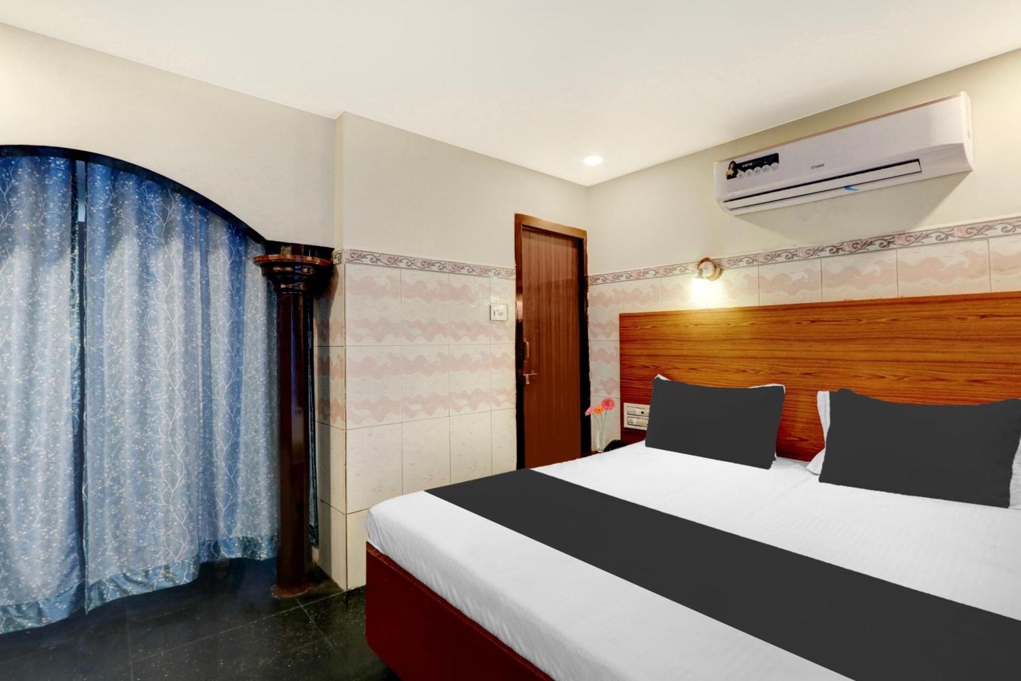OYO 12680 Hotel Sitara Inn Vijayawada Bagian luar foto